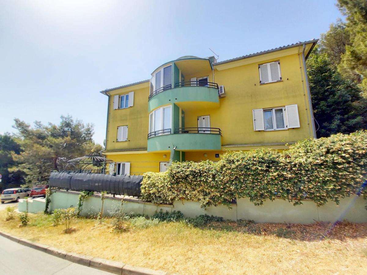 Apartment Lungomare Pula Exteriér fotografie