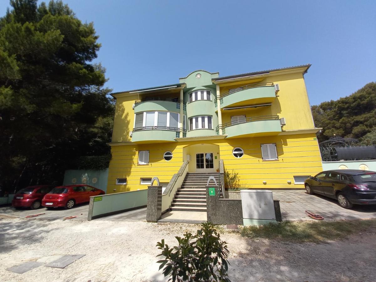Apartment Lungomare Pula Exteriér fotografie